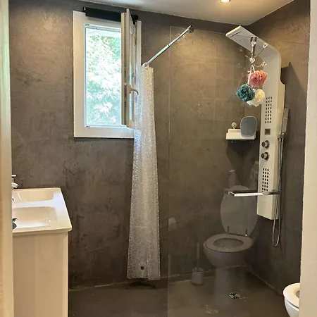 Du Parc De Vaugrenier * ヴィルヌーヴ・ルベ